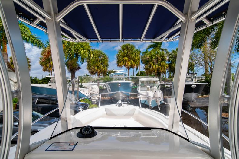 Thumbnail 34 for Used 2010 Boston Whaler 220 Outrage boat for sale in West Palm Beach, FL