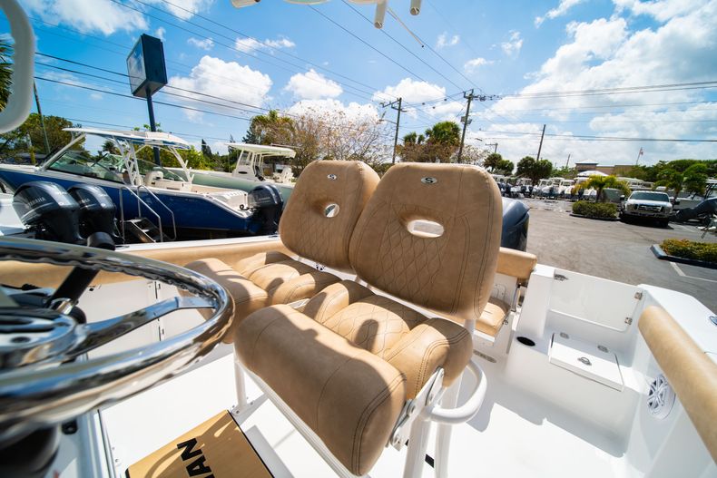 Thumbnail 30 for New 2020 Sportsman Open 232 Center Console boat for sale in Miami, FL
