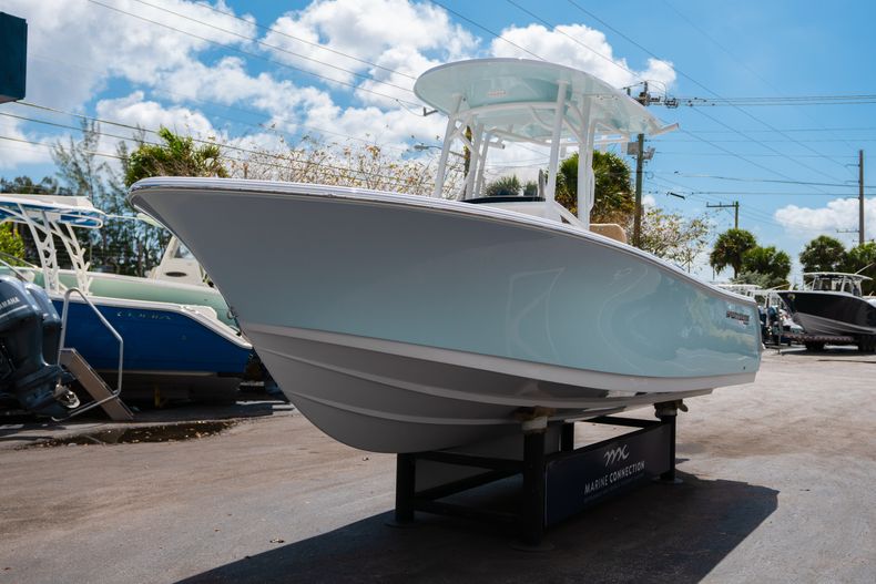 Thumbnail 3 for New 2020 Sportsman Open 232 Center Console boat for sale in Miami, FL