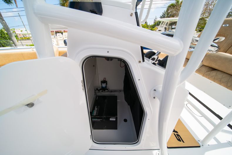 Thumbnail 32 for New 2020 Sportsman Open 232 Center Console boat for sale in Miami, FL