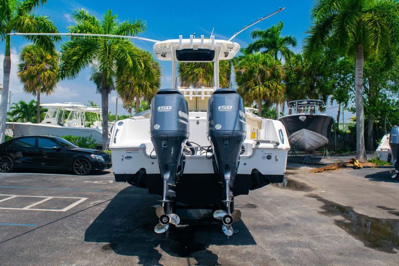 Thumbnail 6 for Used 2013 Sea Hunt 25 Gamefisher boat for sale in West Palm Beach, FL