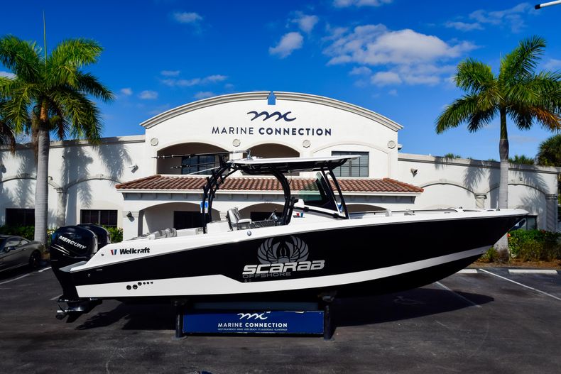 Used 2018 Wellcraft Scarab 302 Center Console boat for sale in West Palm Beach, FL