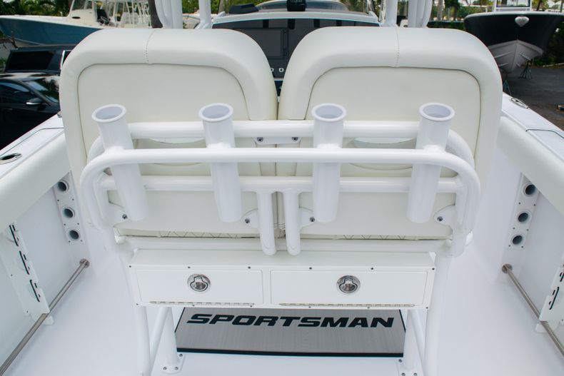 Thumbnail 16 for New 2020 Sportsman Open 232 Center Console boat for sale in Vero Beach, FL