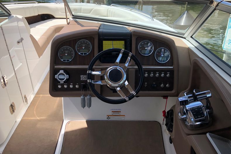 Thumbnail 13 for Used 2013 Cobalt 296 boat for sale in Miami, FL