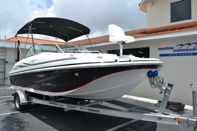 Thumbnail 1 for New 2015 Hurricane SunDeck SD 187 OB boat for sale in Vero Beach, FL