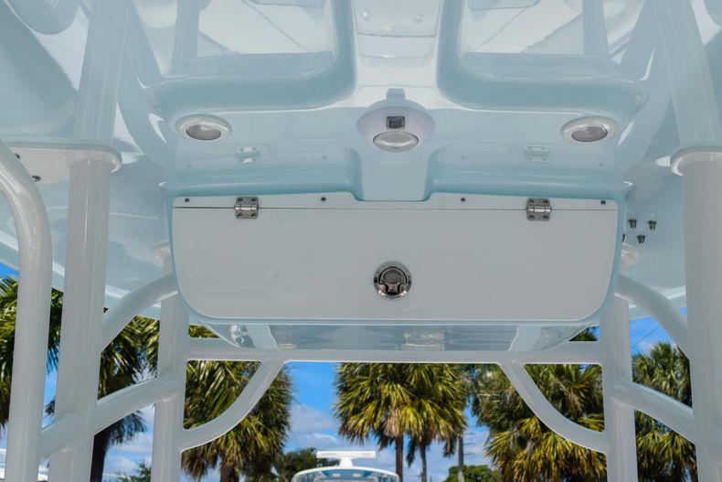 Thumbnail 27 for New 2020 Sportsman Heritage 231 Center Console boat for sale in West Palm Beach, FL