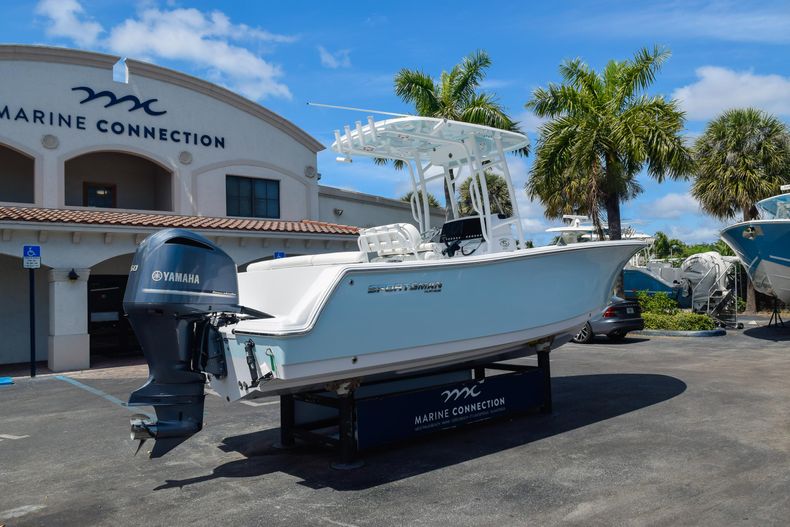 Thumbnail 7 for New 2020 Sportsman Heritage 231 Center Console boat for sale in West Palm Beach, FL