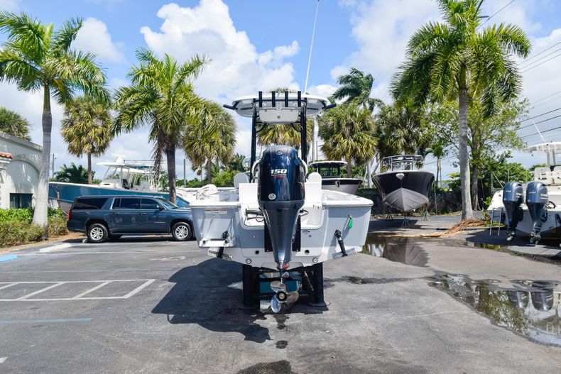 Thumbnail 6 for New 2020 Sportsman Masters 227 Bay Boat boat for sale in West Palm Beach, FL