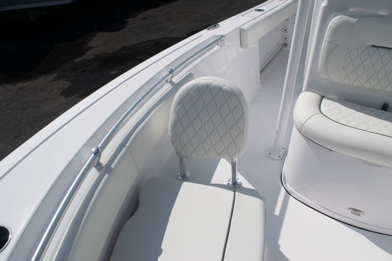 Thumbnail 41 for New 2020 Sportsman Open 212 Center Console boat for sale in Stuart, FL
