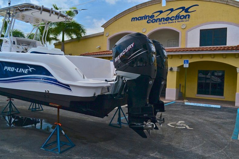 Thumbnail 10 for Used 2005 Pro-Line 29 Super Sport CC boat for sale in West Palm Beach, FL