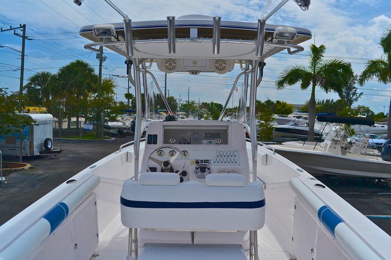 Thumbnail 26 for Used 2005 Pro-Line 29 Super Sport CC boat for sale in West Palm Beach, FL