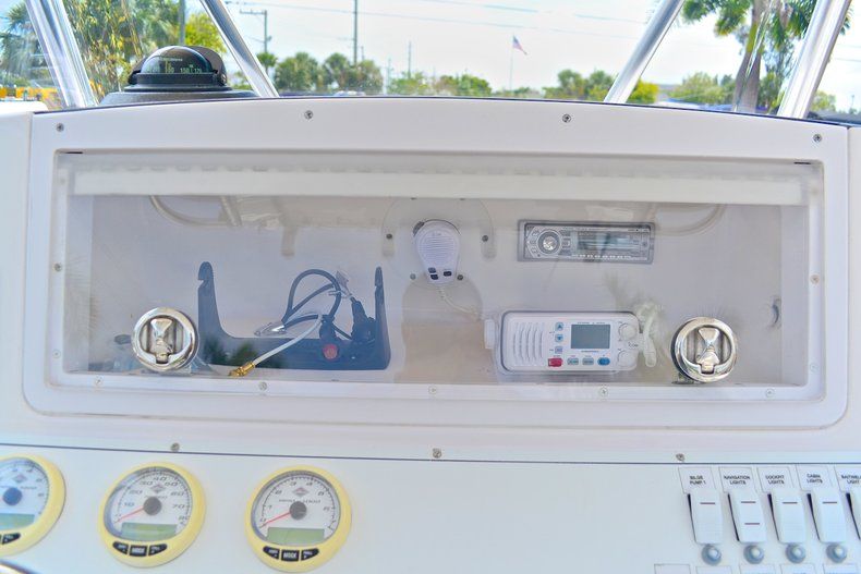 Thumbnail 57 for Used 2005 Pro-Line 29 Super Sport CC boat for sale in West Palm Beach, FL