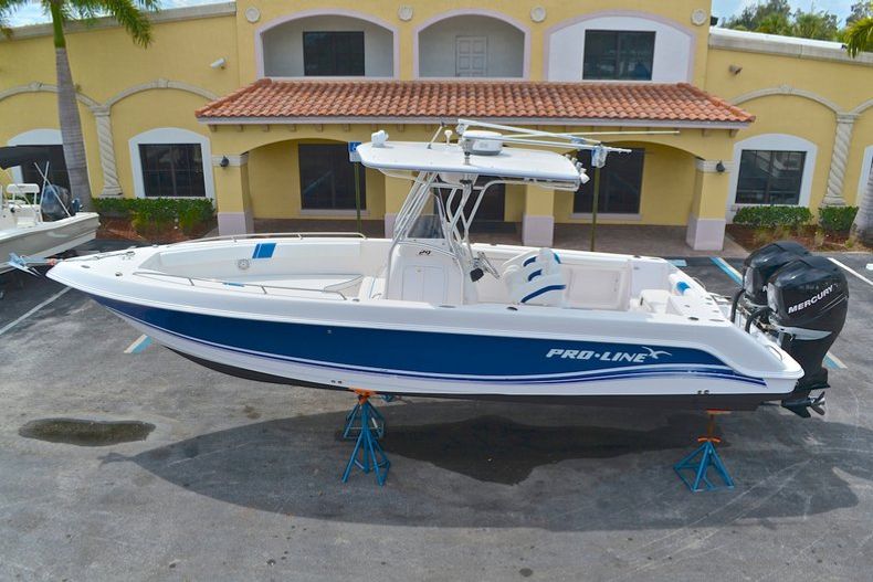 Thumbnail 97 for Used 2005 Pro-Line 29 Super Sport CC boat for sale in West Palm Beach, FL
