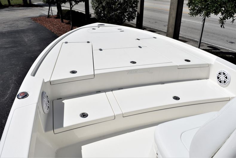 Thumbnail 11 for New 2020 Pathfinder 2500 Hybrid Bay Boat boat for sale in Vero Beach, FL