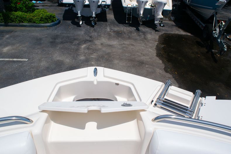 Thumbnail 38 for Used 2008 Hurricane SunDeck 2400 OB boat for sale in West Palm Beach, FL
