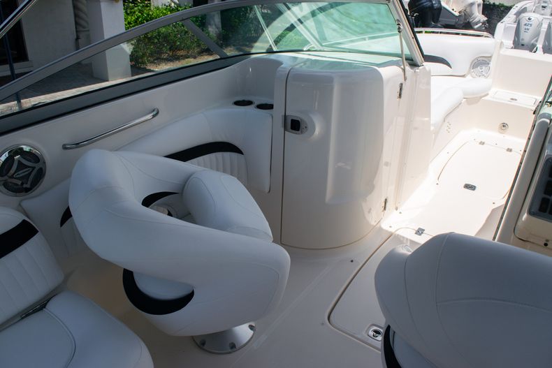 Thumbnail 18 for Used 2008 Hurricane SunDeck 2400 OB boat for sale in West Palm Beach, FL