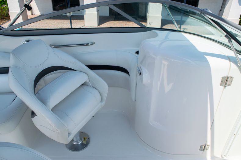 Thumbnail 21 for Used 2012 Hurricane SunDeck 2400 OB boat for sale in West Palm Beach, FL