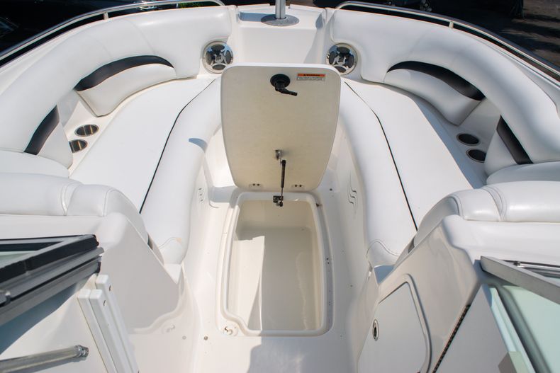 Thumbnail 30 for Used 2012 Hurricane SunDeck 2400 OB boat for sale in West Palm Beach, FL