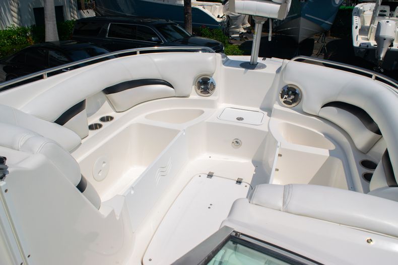 Thumbnail 31 for Used 2012 Hurricane SunDeck 2400 OB boat for sale in West Palm Beach, FL