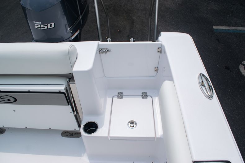 Thumbnail 15 for New 2020 Sportsman Open 232 Center Console boat for sale in West Palm Beach, FL