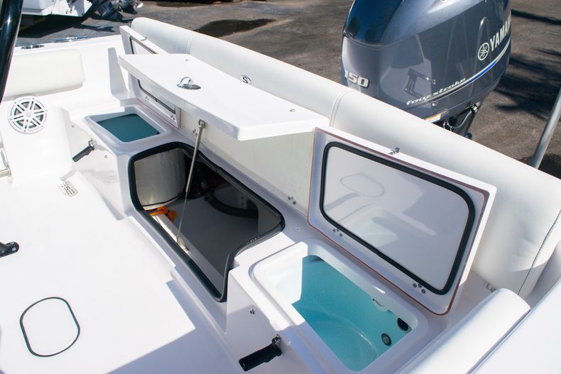 Thumbnail 13 for New 2020 Sportsman Heritage 211 Center Console boat for sale in Vero Beach, FL