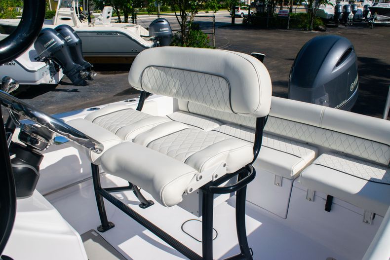 Thumbnail 27 for New 2020 Sportsman Heritage 211 Center Console boat for sale in Vero Beach, FL