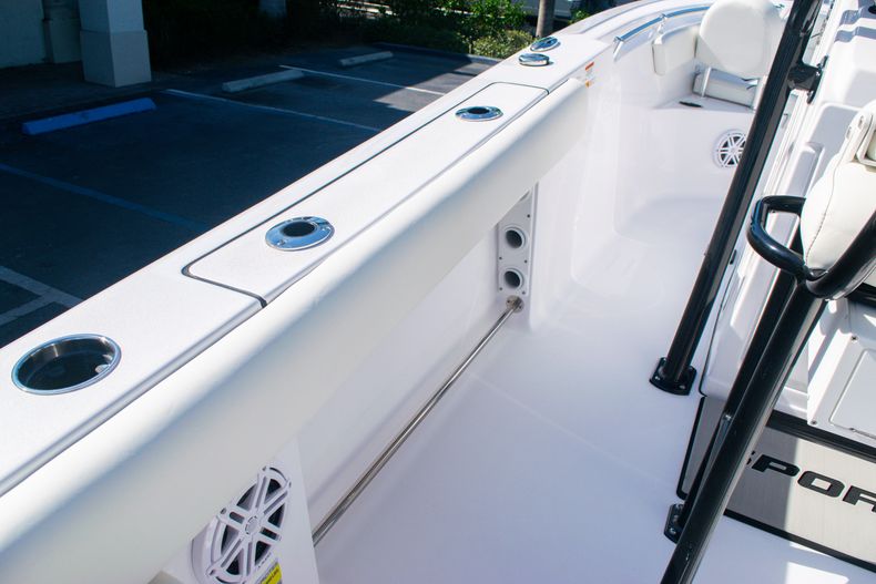 Thumbnail 16 for New 2020 Sportsman Heritage 211 Center Console boat for sale in Vero Beach, FL