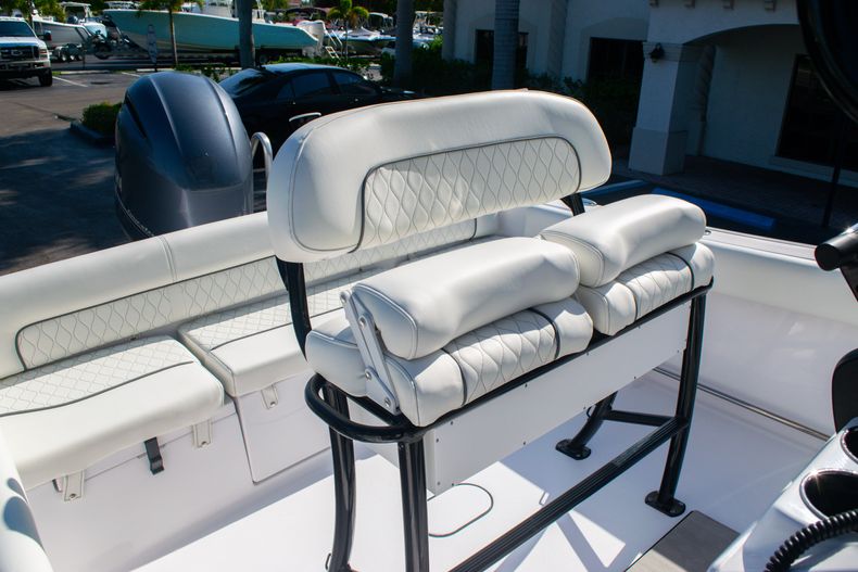 Thumbnail 24 for New 2020 Sportsman Heritage 211 Center Console boat for sale in Vero Beach, FL