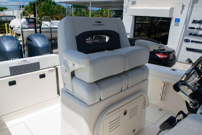 Thumbnail 40 for New 2020 Cobia 240 CC Center Console boat for sale in Fort Lauderdale, FL