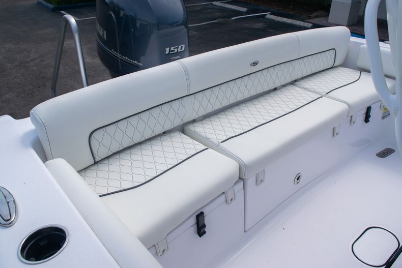 Thumbnail 9 for New 2020 Sportsman Heritage 211 Center Console boat for sale in West Palm Beach, FL