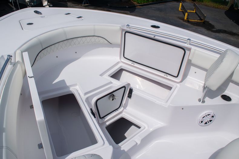 Thumbnail 33 for New 2020 Sportsman Heritage 211 Center Console boat for sale in West Palm Beach, FL