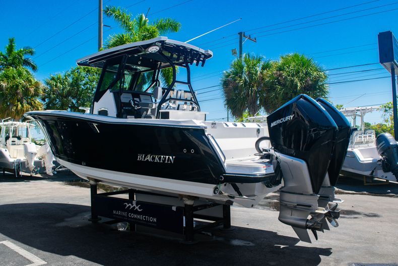 Thumbnail 5 for New 2020 Blackfin 272CC boat for sale in West Palm Beach, FL