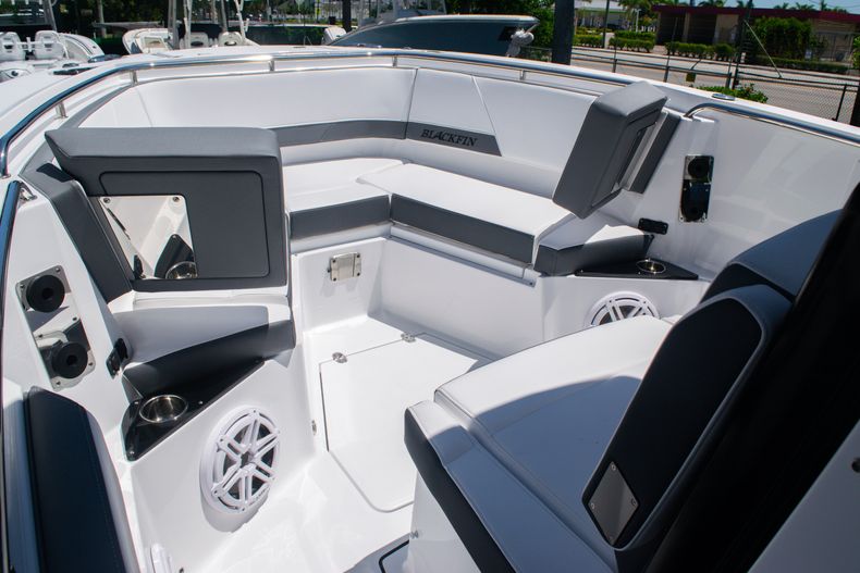 Thumbnail 50 for New 2020 Blackfin 272CC boat for sale in West Palm Beach, FL