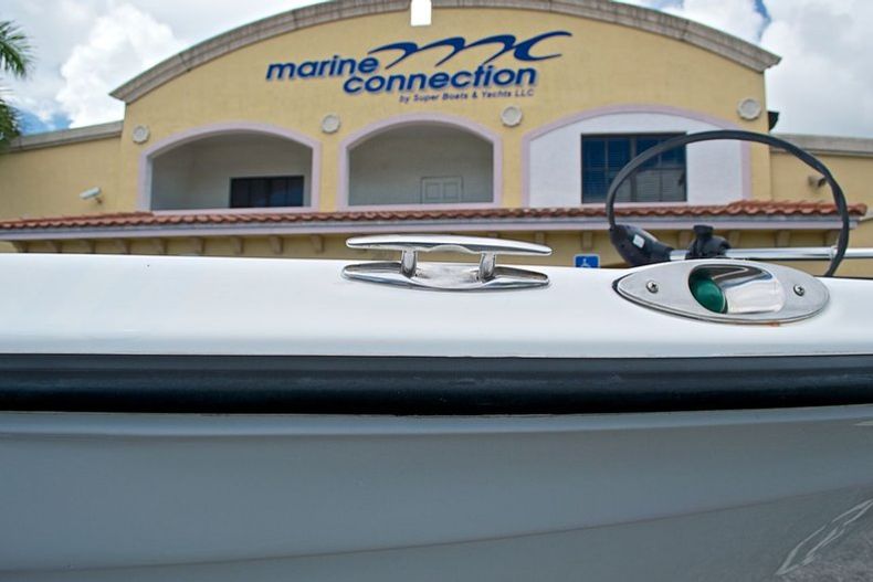 Thumbnail 12 for Used 2002 Mako Fishmaster 1900 CC Travis Edition boat for sale in West Palm Beach, FL