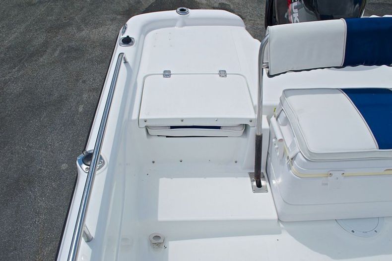 Thumbnail 23 for Used 2002 Mako Fishmaster 1900 CC Travis Edition boat for sale in West Palm Beach, FL