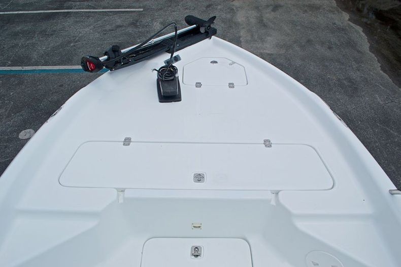 Thumbnail 46 for Used 2002 Mako Fishmaster 1900 CC Travis Edition boat for sale in West Palm Beach, FL