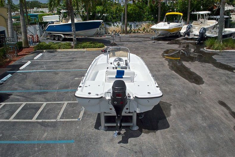 Thumbnail 49 for Used 2002 Mako Fishmaster 1900 CC Travis Edition boat for sale in West Palm Beach, FL