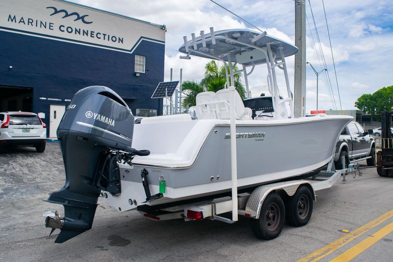 Thumbnail 6 for New 2020 Sportsman Open 232 Center Console boat for sale in Fort Lauderdale, FL