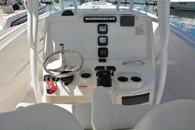 Thumbnail 20 for New 2015 Sailfish 270 CC Center Console boat for sale in West Palm Beach, FL