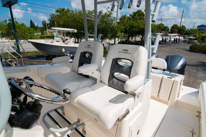 Thumbnail 38 for New 2020 Cobia 301 CC boat for sale in West Palm Beach, FL