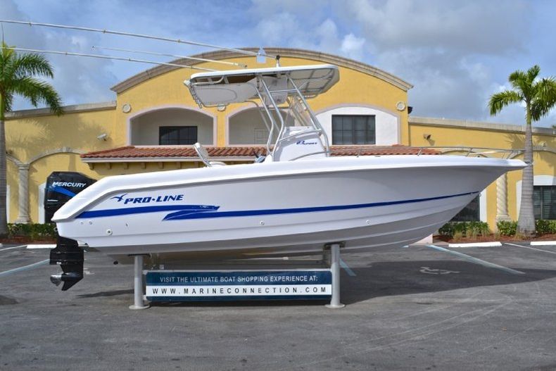 Used 2003 Pro-Line 23 Sport Center Console boat for sale in West Palm Beach, FL