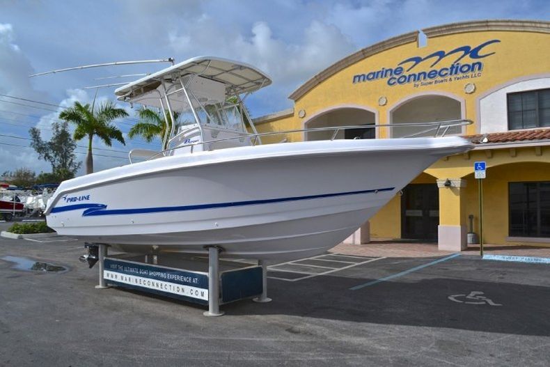 Thumbnail 1 for Used 2003 Pro-Line 23 Sport Center Console boat for sale in West Palm Beach, FL