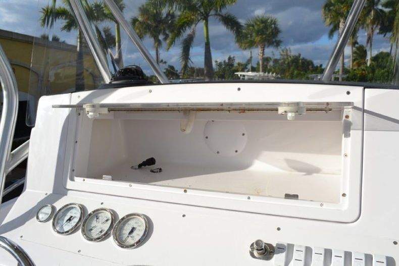 Thumbnail 31 for Used 2003 Pro-Line 23 Sport Center Console boat for sale in West Palm Beach, FL
