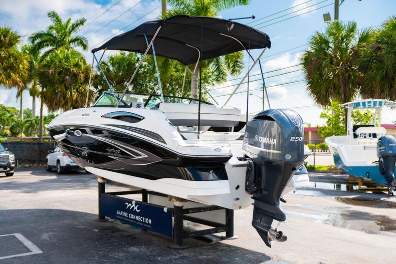 Thumbnail 5 for New 2020 Hurricane SD 2410 OB boat for sale in Vero Beach, FL