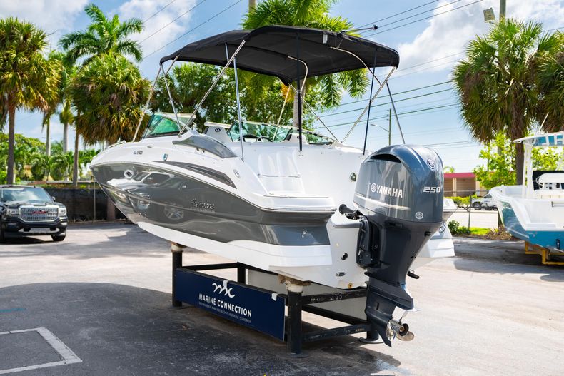 Thumbnail 5 for New 2020 Hurricane SD 2400 OB boat for sale in West Palm Beach, FL