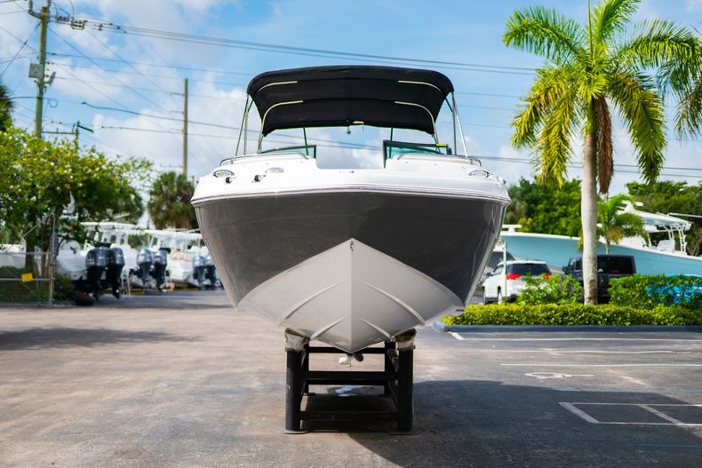 Thumbnail 2 for New 2020 Hurricane SD 2400 OB boat for sale in West Palm Beach, FL