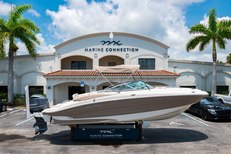 Used 2015 Southwind 2600SD Sportdeck boat for sale in West Palm Beach, FL