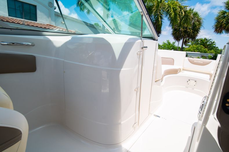 Thumbnail 30 for Used 2015 Southwind 2600SD Sportdeck boat for sale in West Palm Beach, FL