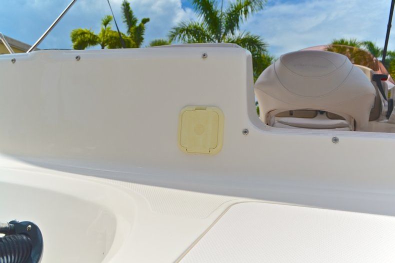 Thumbnail 16 for Used 2007 Hurricane FunDeck GS 194 OB boat for sale in West Palm Beach, FL
