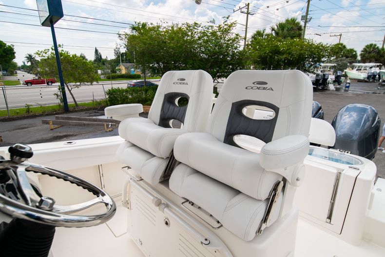 Thumbnail 32 for New 2020 Cobia 262 CC Center Console boat for sale in West Palm Beach, FL